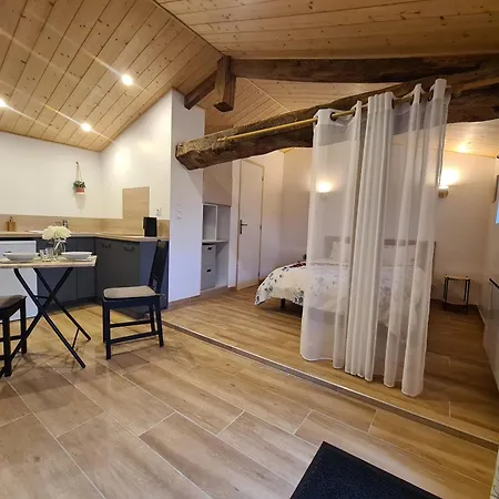 Refuge Insolite Avec Balneo Privative En Foret