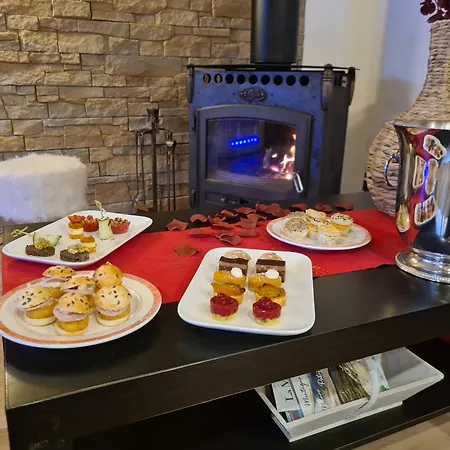 Σπίτι διακοπών Refuge Insolite Avec Balneo Privative En Foret *